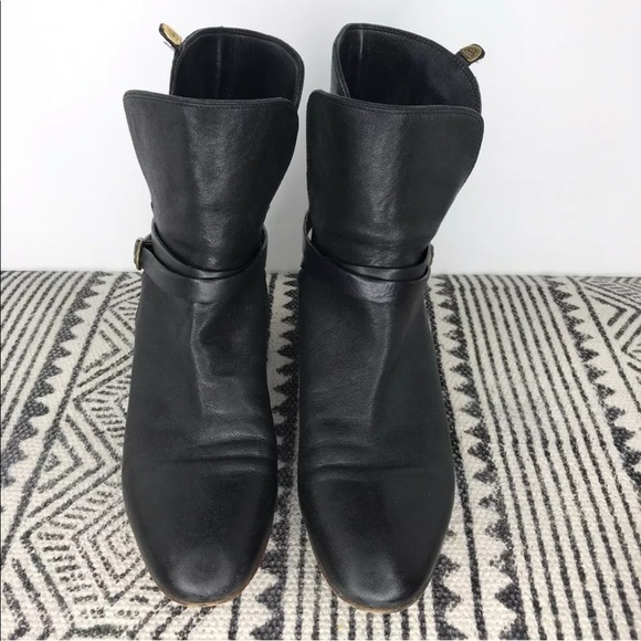 Vintage Chloe Black Leather Buckle Block Heel Ankle Boots - Picture 2 of 12